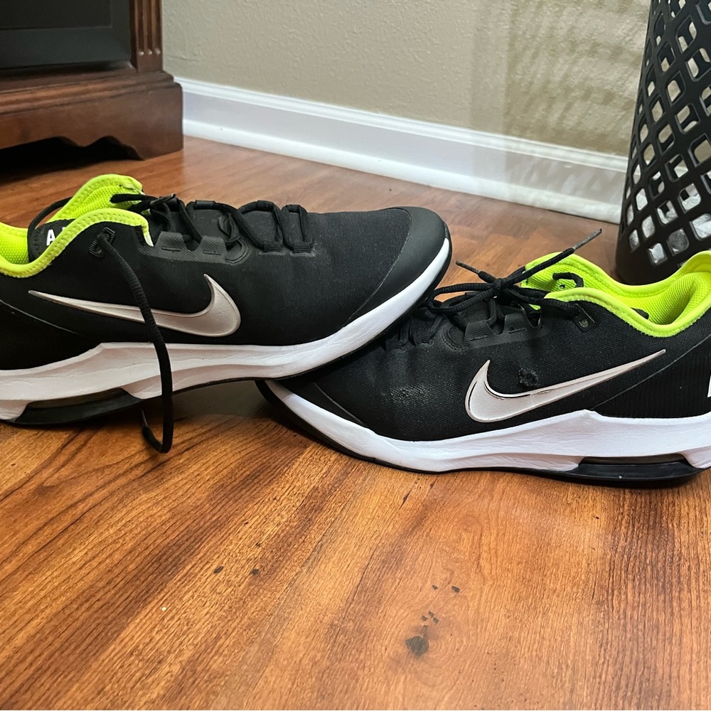 Nike Tennis shoes
